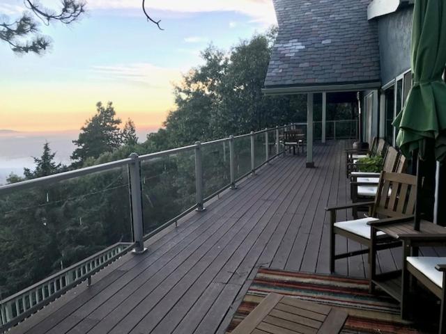 Skyforest Inn 外观 照片